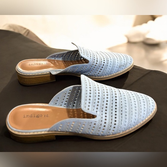 2 for $30 🌟 Indigo Rd Mules light blue and Carmel brown size 8.5 women’s mule - Picture 5 of 9